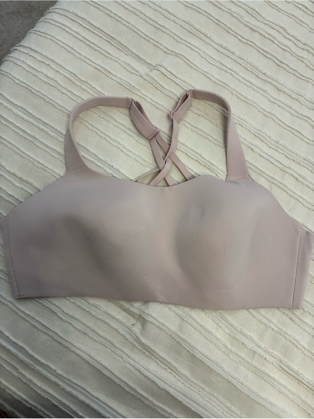 Lululemon Seamless Wireless Bra - Dusty Mauve/light pink size 38C athletic